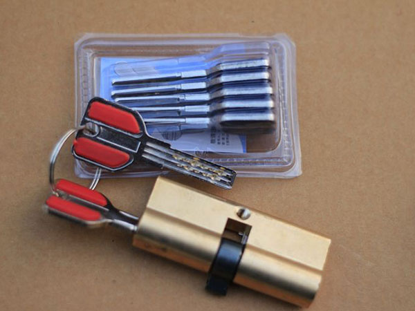 丰顺24小时上门开锁公司